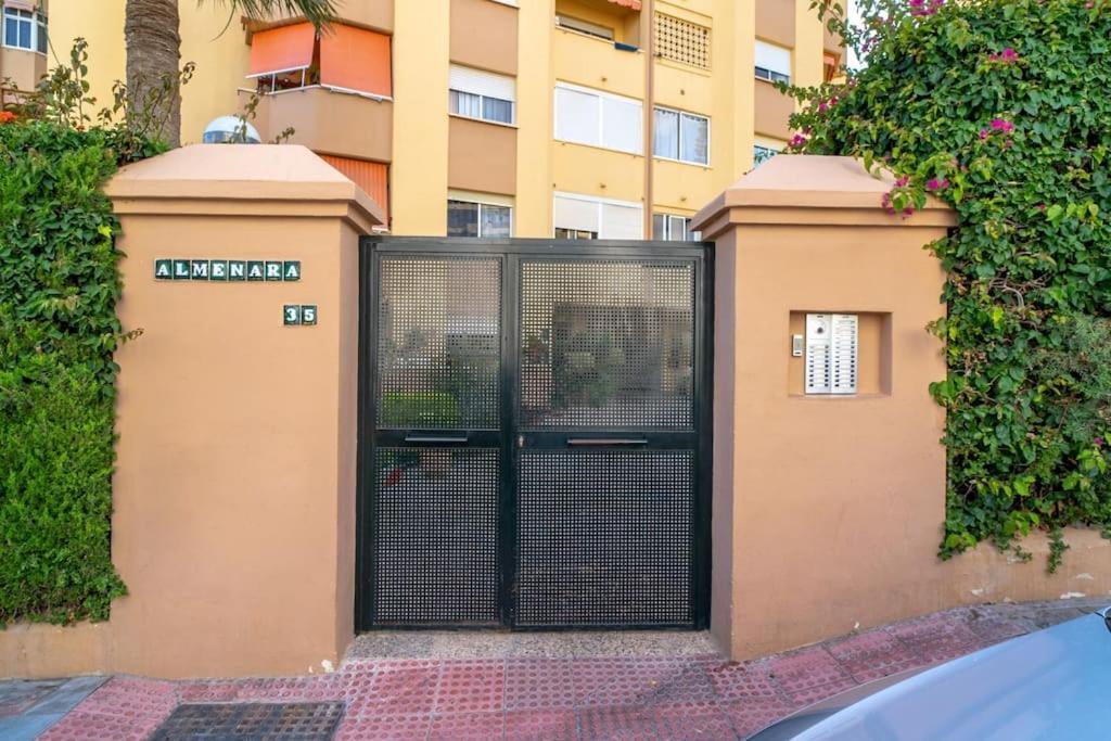 דירות La Cala Del Moral Desayuno Con Vistas, Parking Privado Terraza מראה חיצוני תמונה